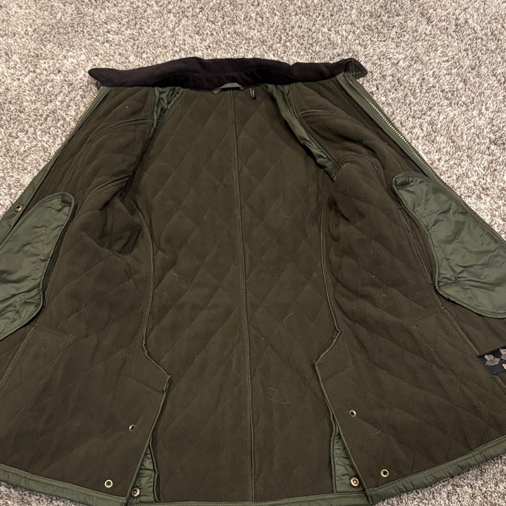 Barbour Dark Green Quilted Fleece-lined Jacket with Black Accents - Picture 4 of 5